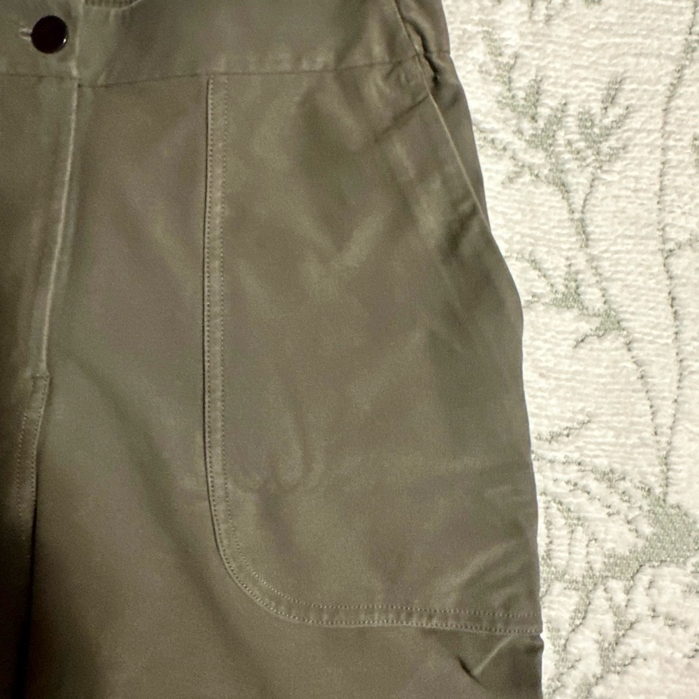 Lululemon Light Utilitech Cargo Pocket High-Rise Pant - Picture 4 of 8